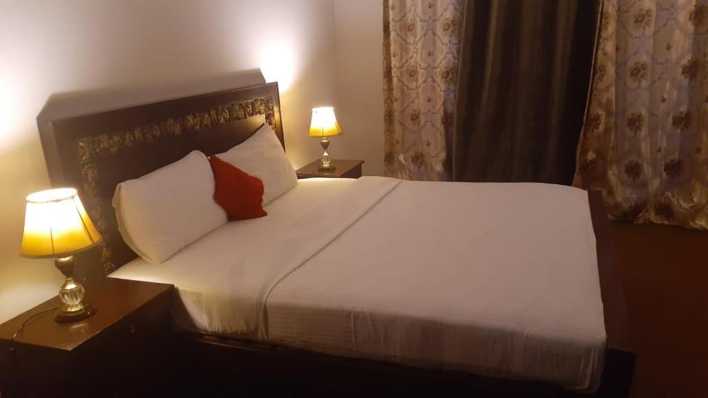 Hotel Royal Fort Lahore Exterior photo