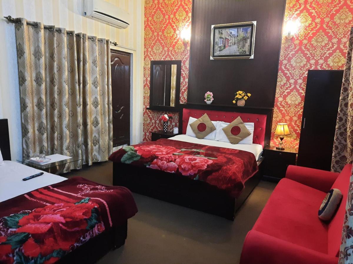 Hotel Royal Fort Lahore Exterior photo