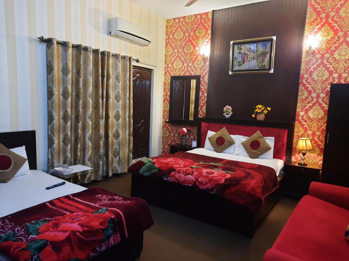 Hotel Royal Fort Lahore Exterior photo