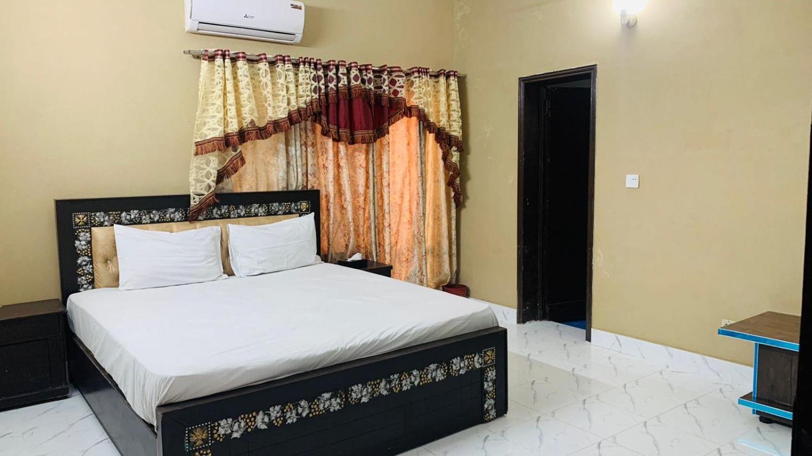 Hotel Royal Fort Lahore Exterior photo
