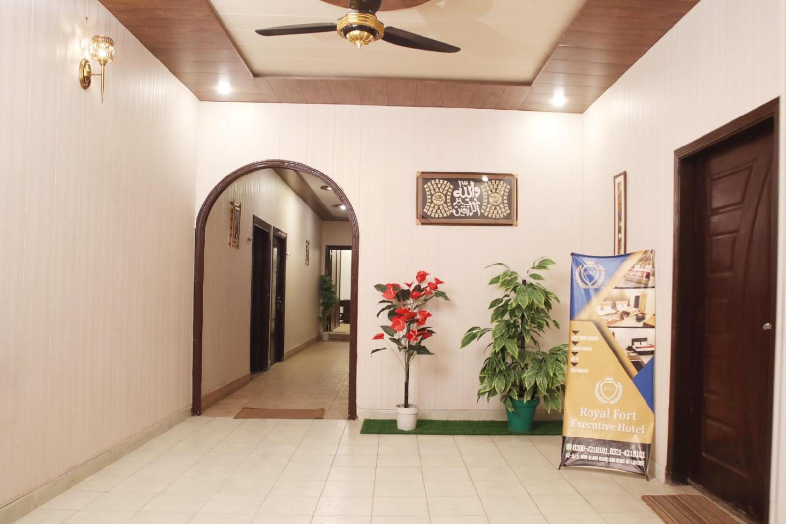Hotel Royal Fort Lahore Exterior photo